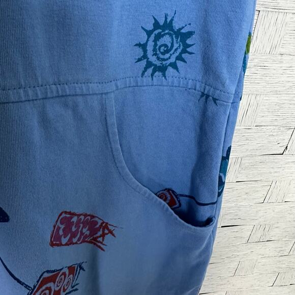 Red Ginger women’s travel T-shirt, dress blue tropical coastal beach pockets￼ - Picture 3 of 9